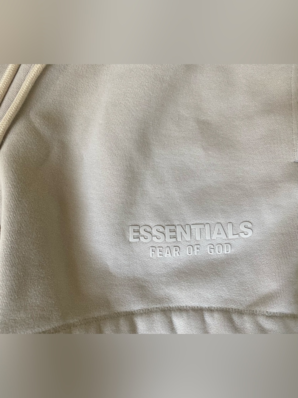 Fear of God Essentials Cream/Tan Shorts - Picture 2 of 5